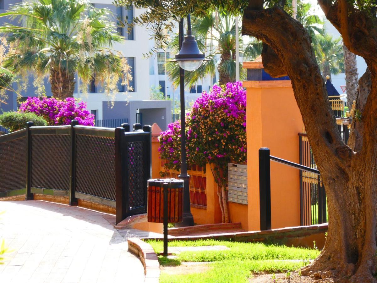 Apartamentos Almerimar Golf Exterior photo